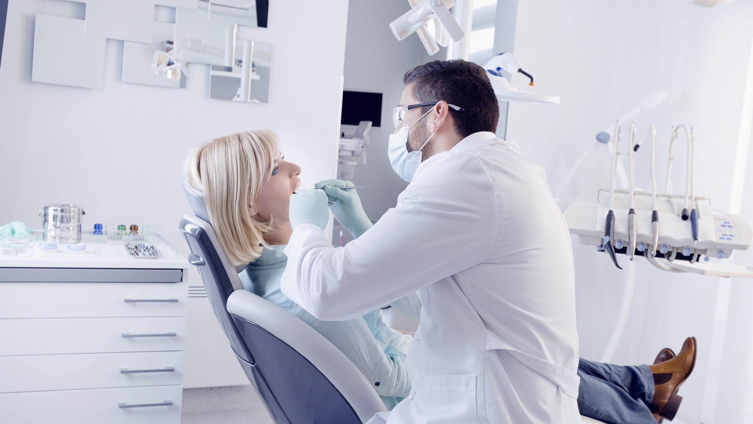 Dentist in Great Lakes, IL